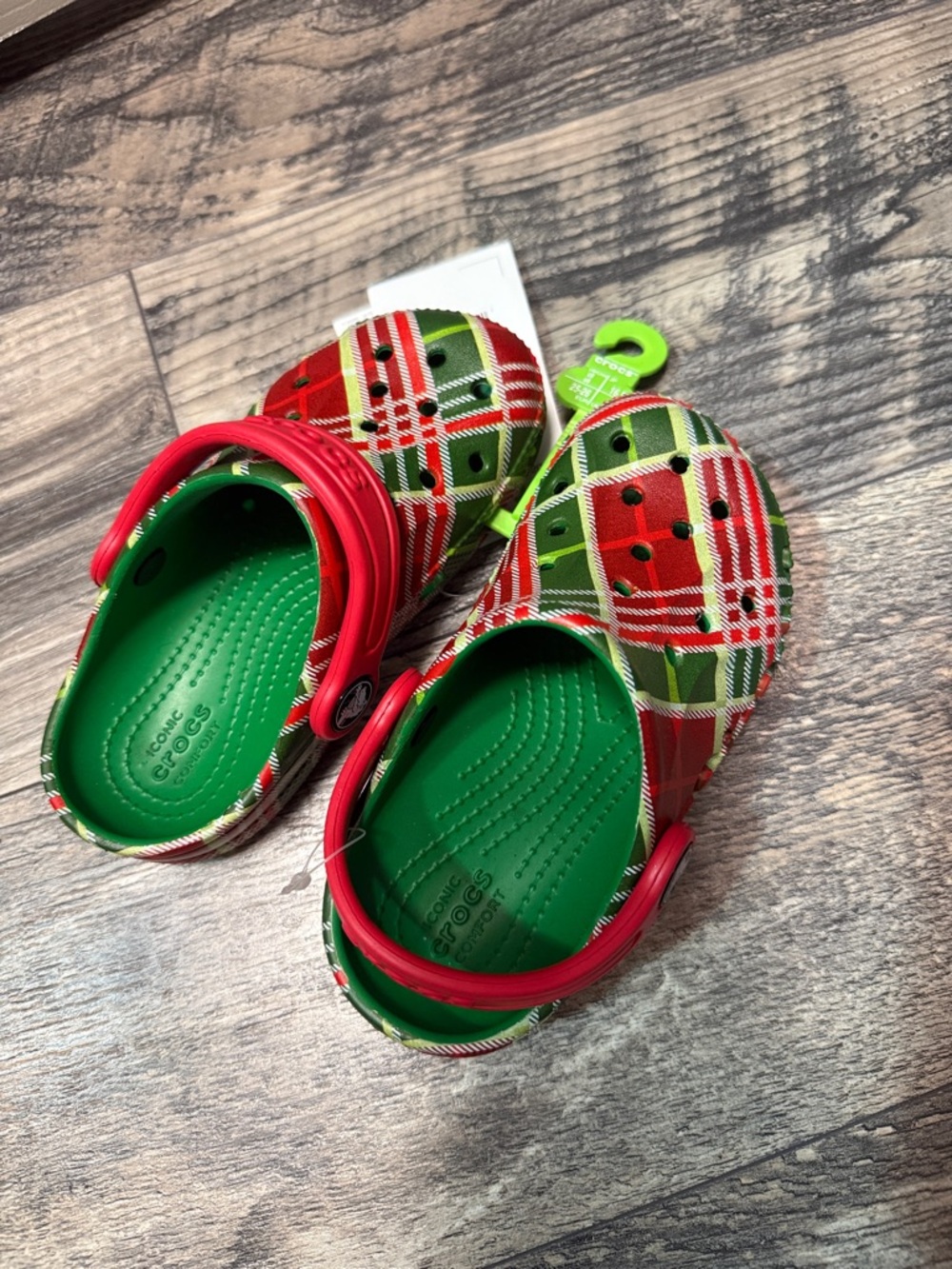 Crocs Baya holiday Christmas red green size 9 toddler new clogs boy girl